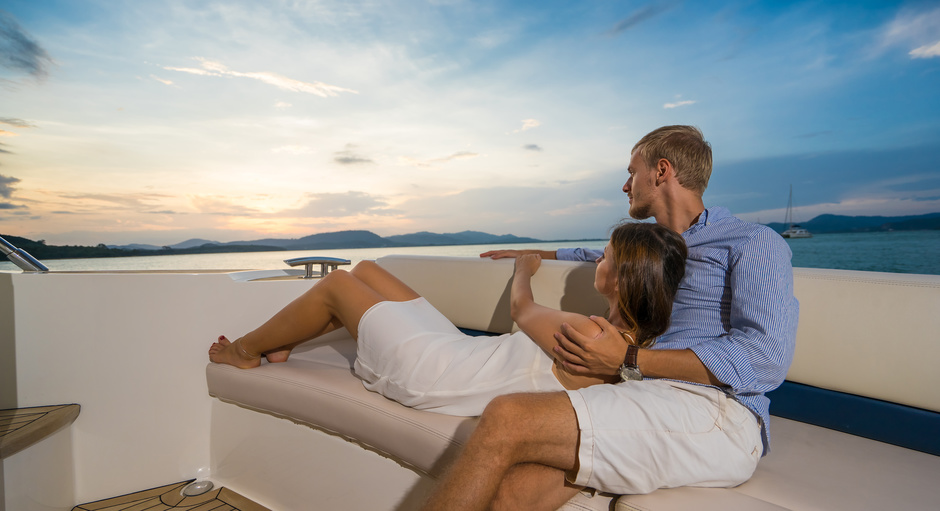 Daily Lotteries Couple Boat