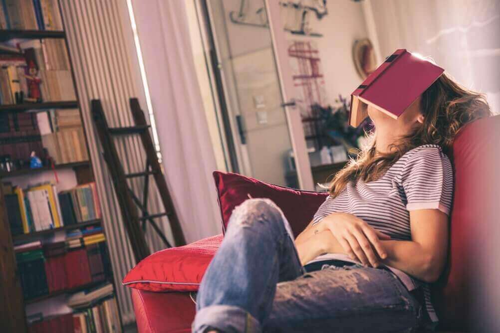 How to Fight Boredom at Home How to Fight Boredom at Home